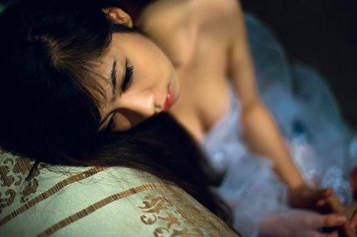 《你若安好便是晴天歌詞+mp3》茉莉廣場舞甜甜蜜蜜，你若安好便是晴天 什么歌